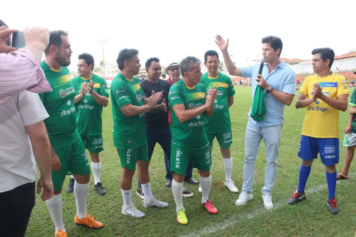 Daniel Vilela prestigia Futebol das Estrelas, em Petrolina