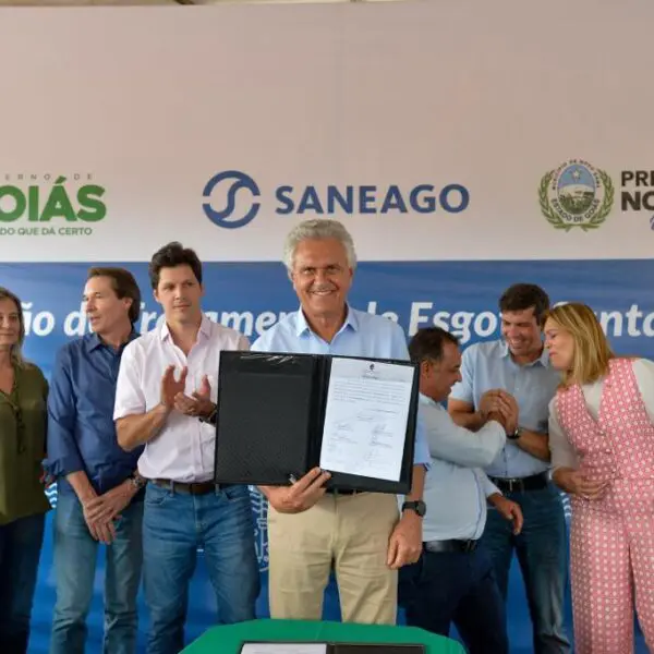 Caiado lança obra de construção de ETE em Novo Gama