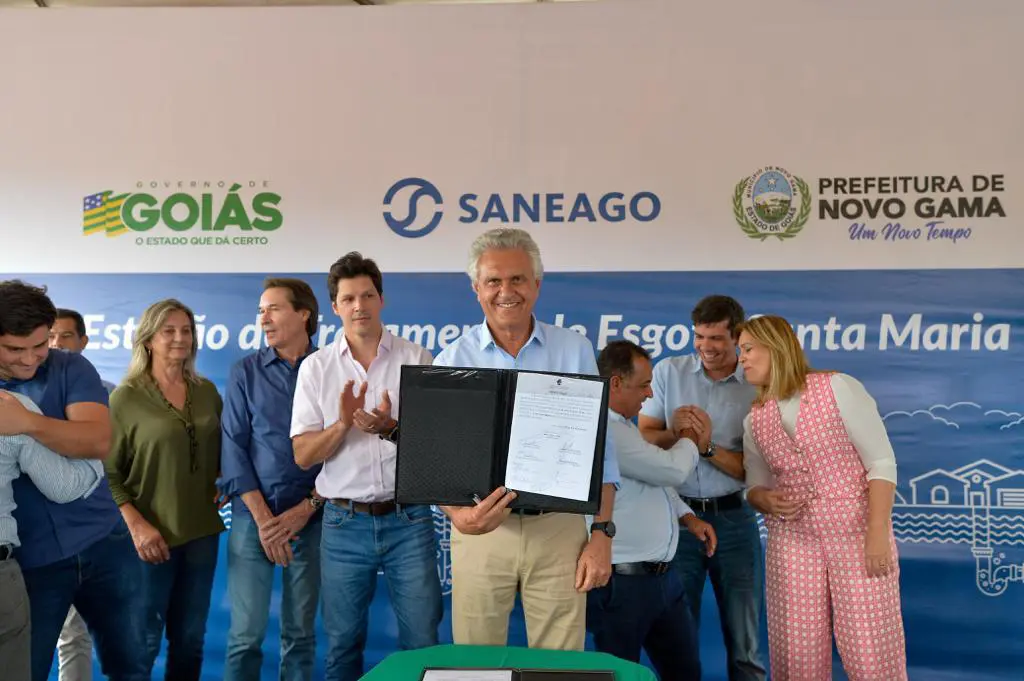 Caiado lança obra de construção de ETE em Novo Gama