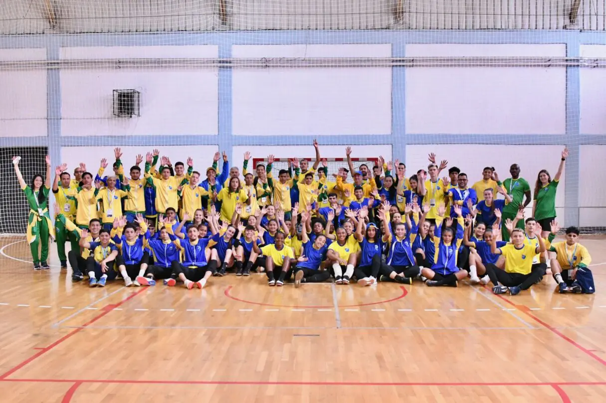 Estudantes goianos estão entre os melhores do Mundial Escolar de Futsal