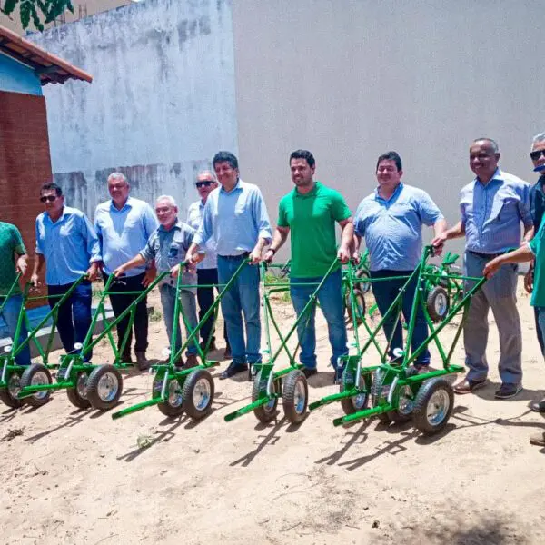 Extratores de mandioca beneficiarão mais de 600 agricultores do nordeste goiano