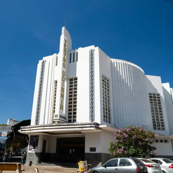 Fachada Teatro Goiânia