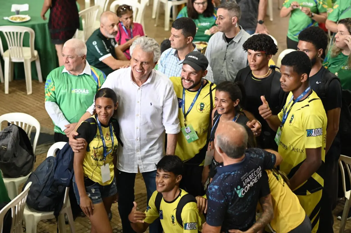 CAIADA PARTICIPA DO ENCERRAMENTOS DOS JOGOS ABERTOS