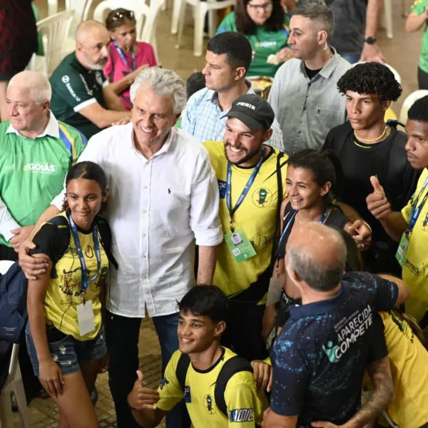 CAIADA PARTICIPA DO ENCERRAMENTOS DOS JOGOS ABERTOS