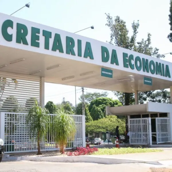 Secretaria da Economia comemora marca de 900 mil inscritos na Nota Fiscal Goiana