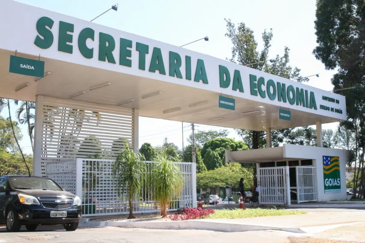 Secretaria da Economia comemora marca de 900 mil inscritos na Nota Fiscal Goiana