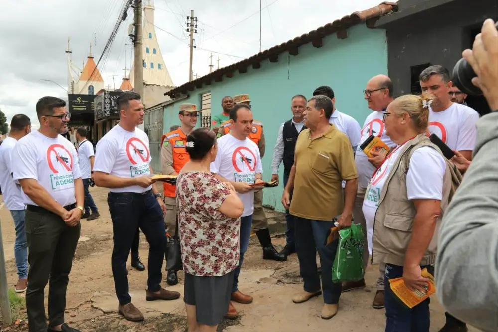 Saúde promove ação contra dengue em Ouvidor e Valparaíso de Goiás