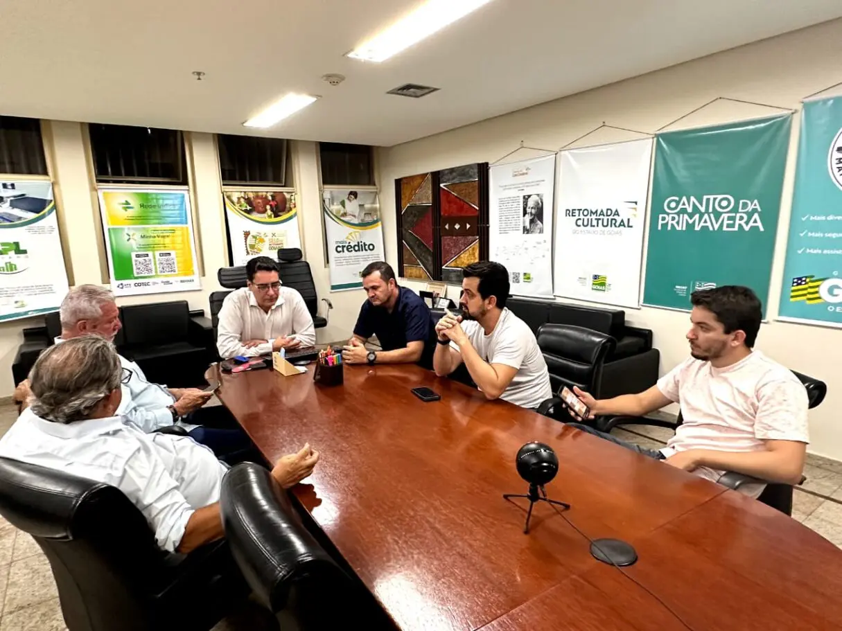 Pré-carnaval de Goiânia terá encontro de trios na Avenida Mutirão