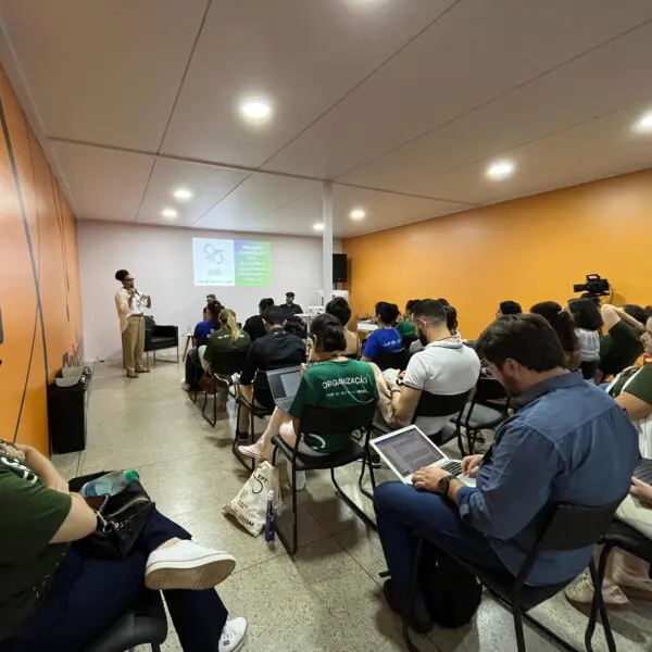 Escola do Futuro abre mais de 2 mil vagas para cursos gratuitos de tecnologia