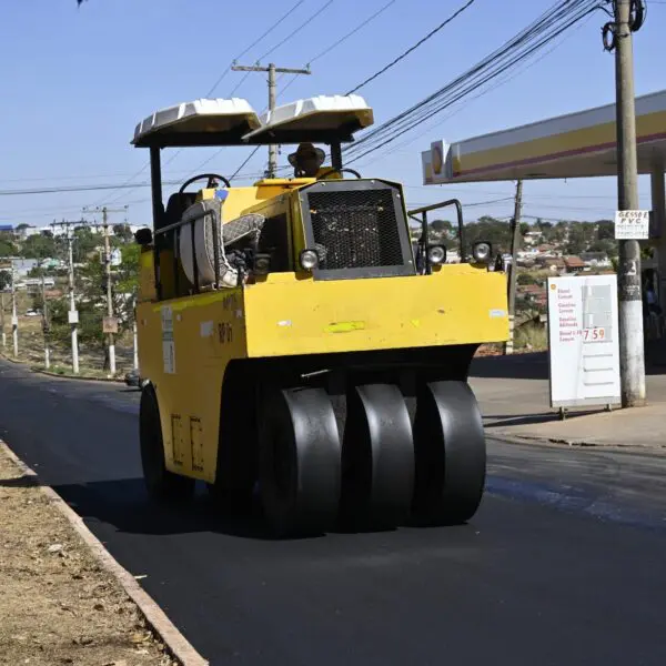 Governo de Goiás leva recapeamento asfáltico a 11 municípios do Entorno do DF