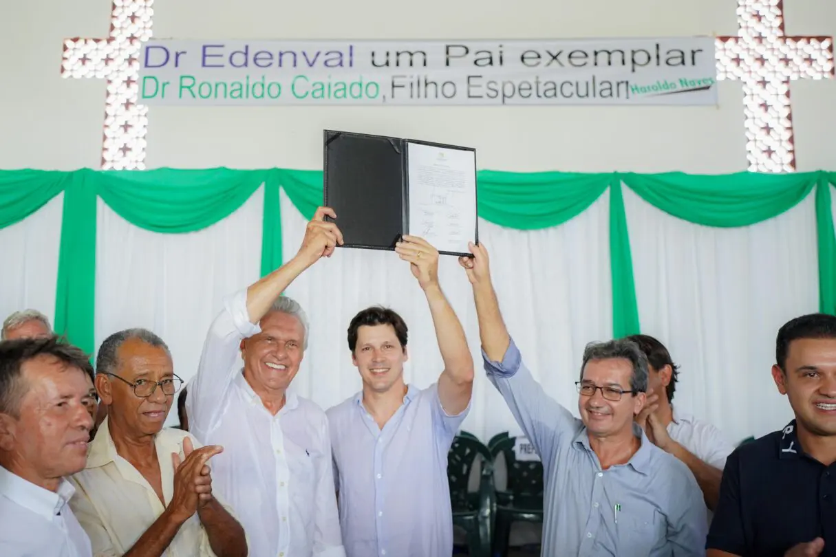 Vice-governador Daniel Vilela entrega obras de pavimentação no Norte goiano  