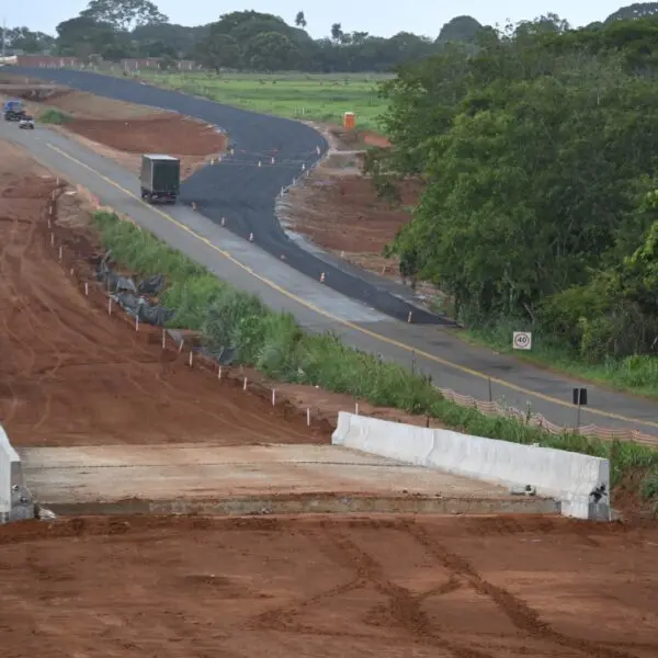 Concluída ponte na duplicação da GO-010