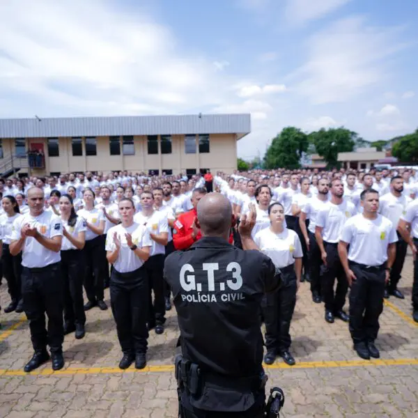 Policiais nomeados em concurso tomam posse