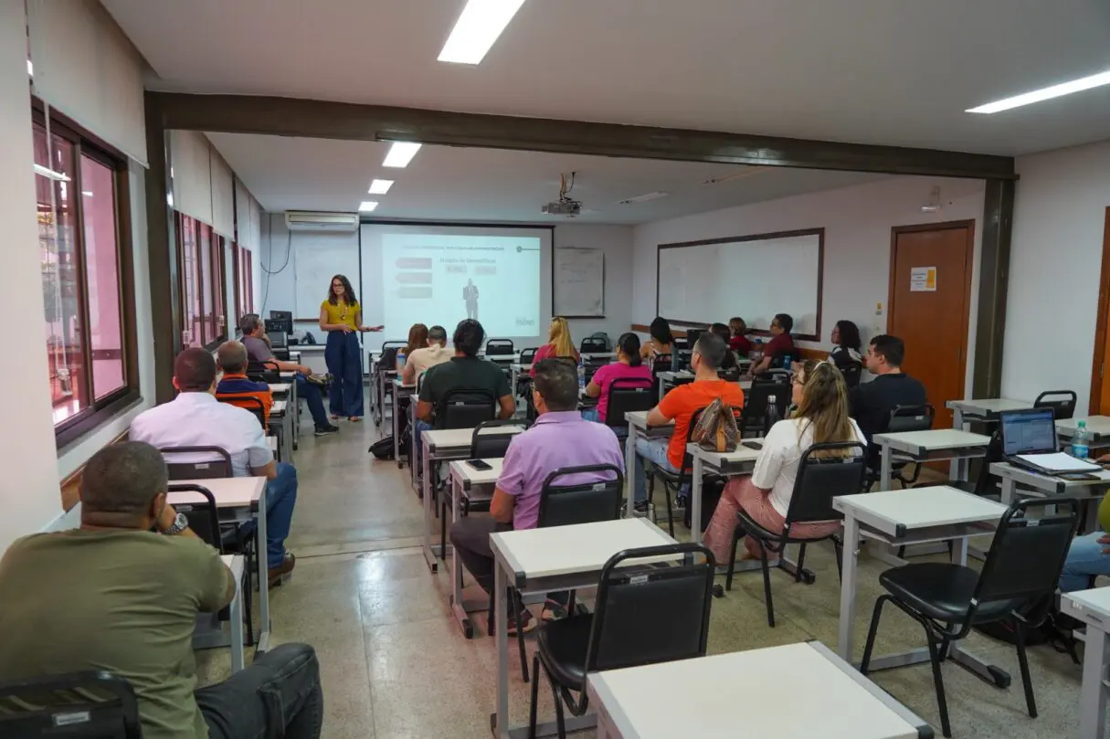 Inscrições para seleção de instrutores da Escola de Governo começam na próxima segunda