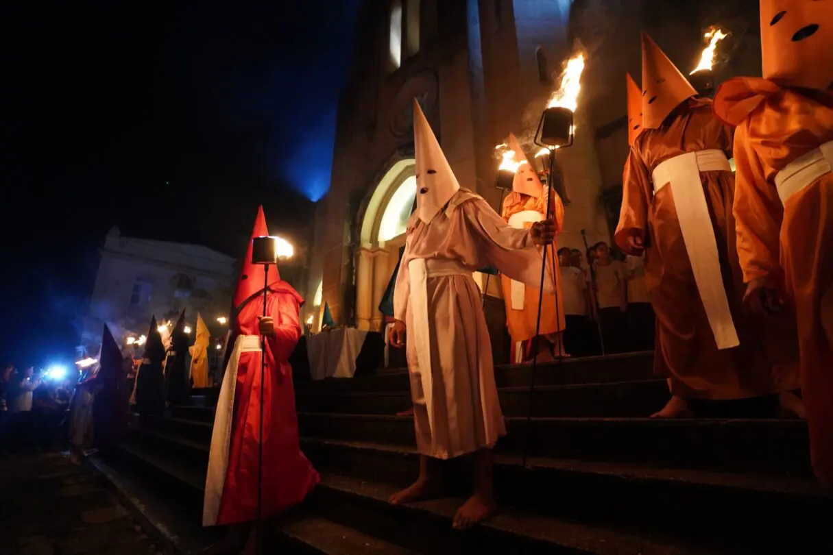 emana Santa na cidade de Goiás_Fogaréu_Foto Junior Guimaraes