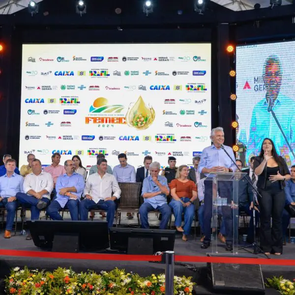 Caiado na abertura da feira do agronegócio_Femec