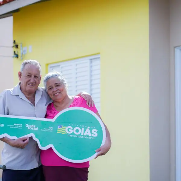 Família recebe casa a custo zero em Itaberaí_Junior Guimarães