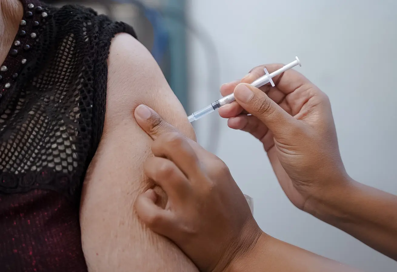 Saúde alerta: vacinas evitam internações e mortes