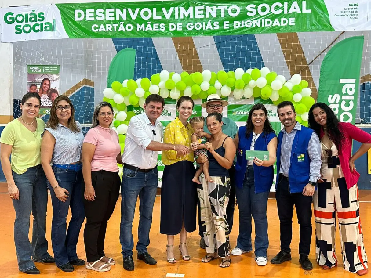 Goiás Social entrega benefícios em Porangatu e Águas Lindas