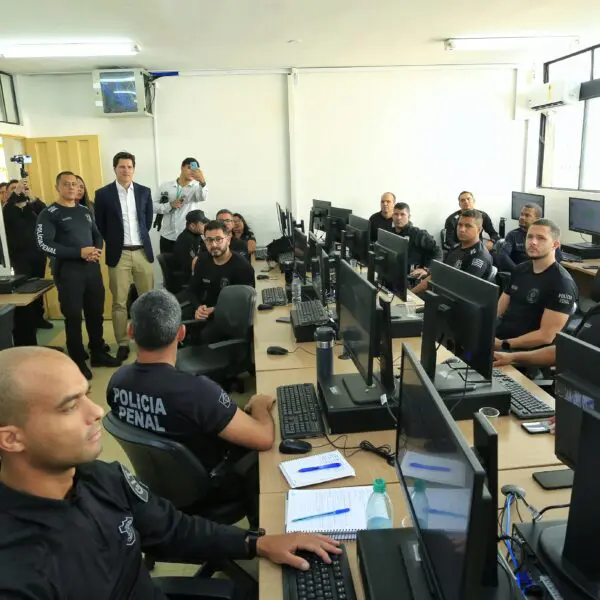 Daniel Vilela inaugura primeira Escola de Governo da Polícia Penal