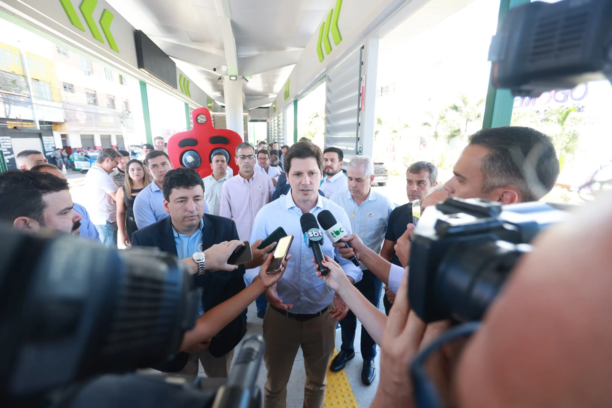 Daniel Vilela entrega nova Estação Hemocentro aos passageiros do Eixo Anhanguera