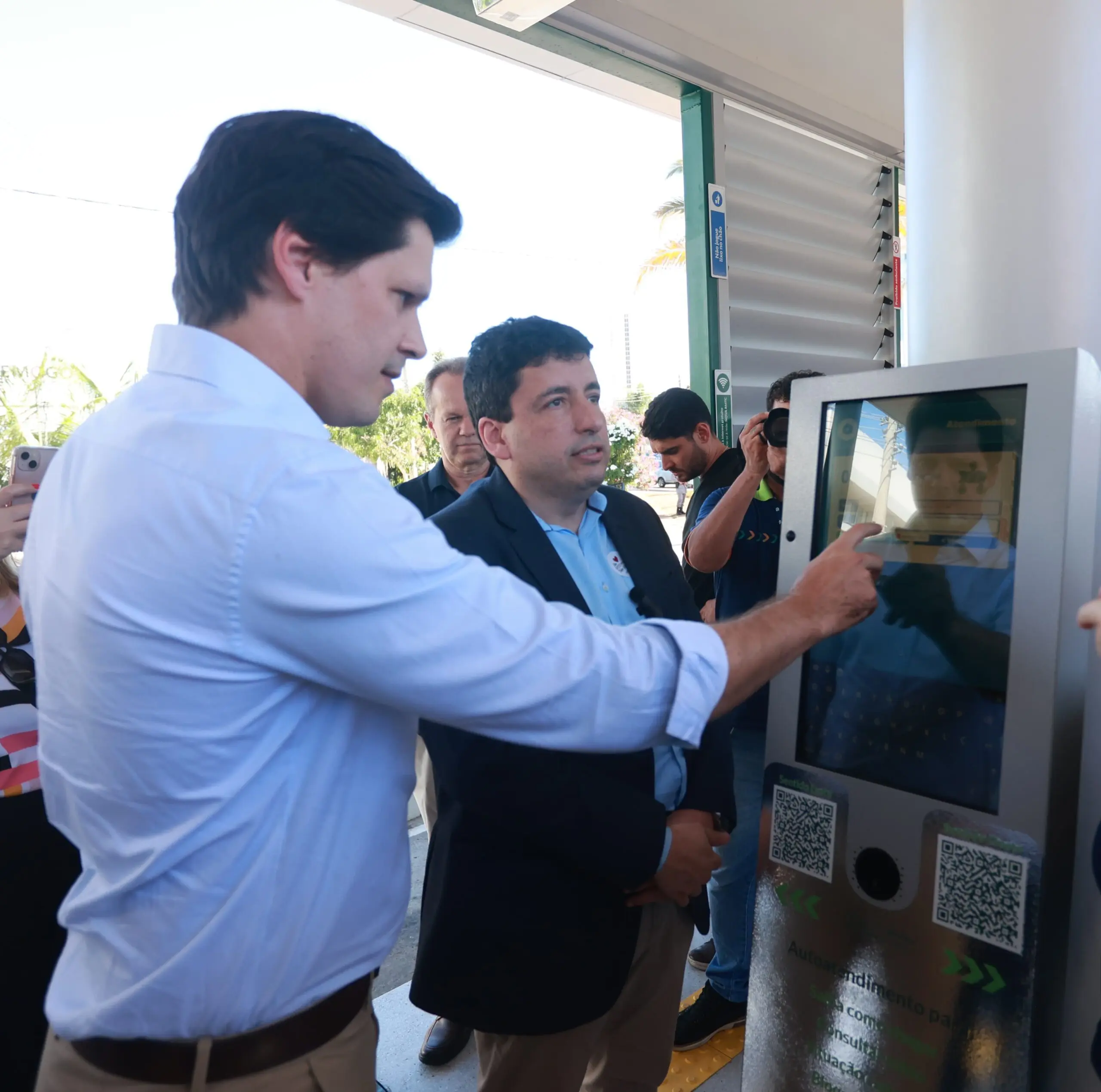 Daniel Vilela entrega nova Estação Hemocentro aos passageiros do Eixo Anhanguera