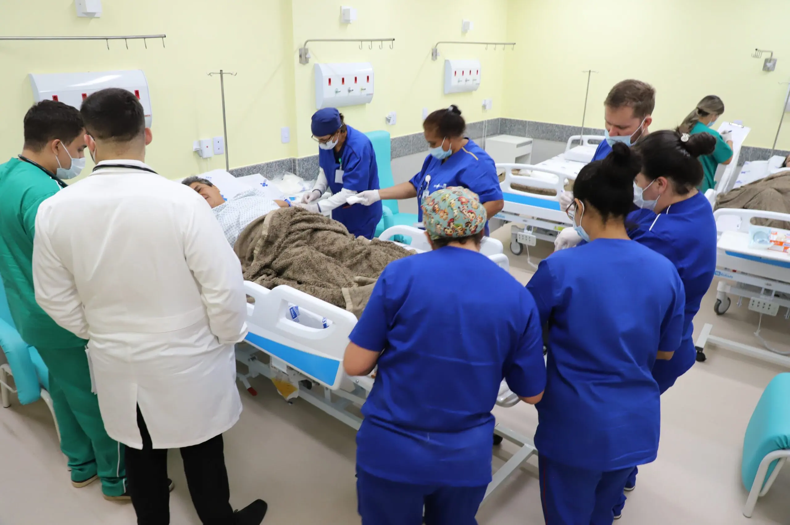 Hospital Estadual de Águas Lindas recebe primeiro paciente