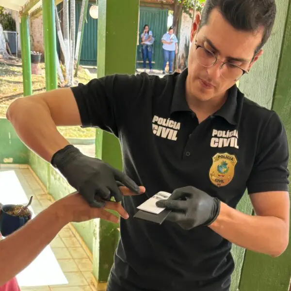 Policial civil na clínica clandestina de Anápolis