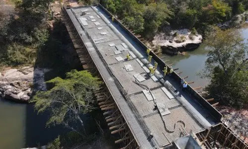 Goinfra avança na construção da ponte de concreto sobre Rio do Peixe na GO-465, em Doverlândia