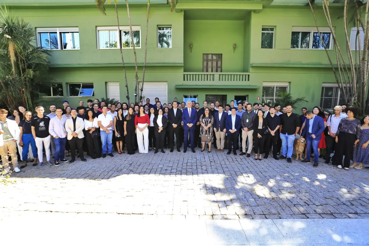 Governador recebe músicos da Orquestra Sinfônica Jovem de Goiás