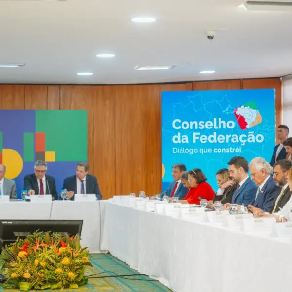 Em Brasília, Caiado participa de reunião do Conselho da Federação