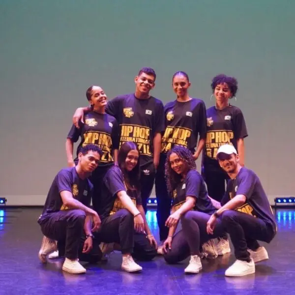 Alunos do Basileu França representam o Brasil no Mundial de Hip Hop