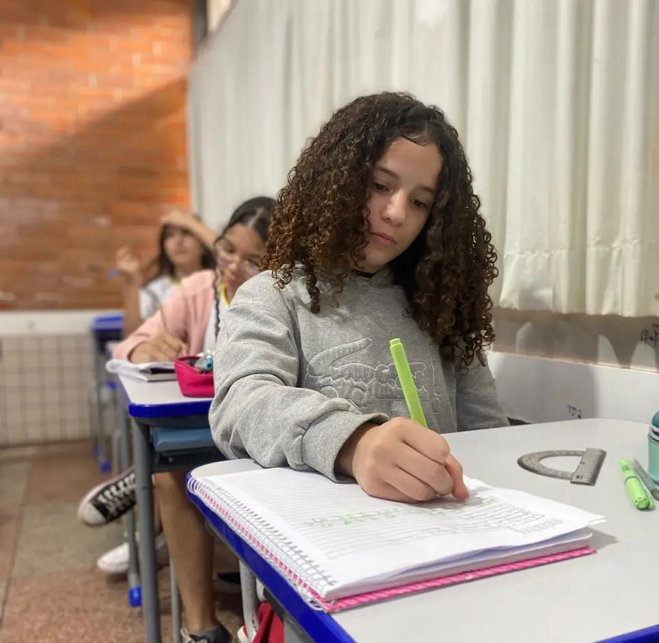 Projeto leva educação financeira a estudantes da rede pública