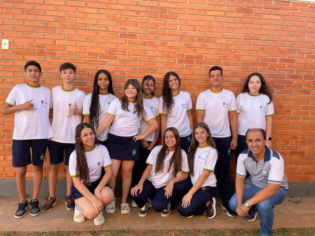 Cepi Professora Izabel Christina de Souza Ortiz e o CEPMG Miriam Benchimol são campeões da etapa nacional da OIMSF (Foto Seduc)