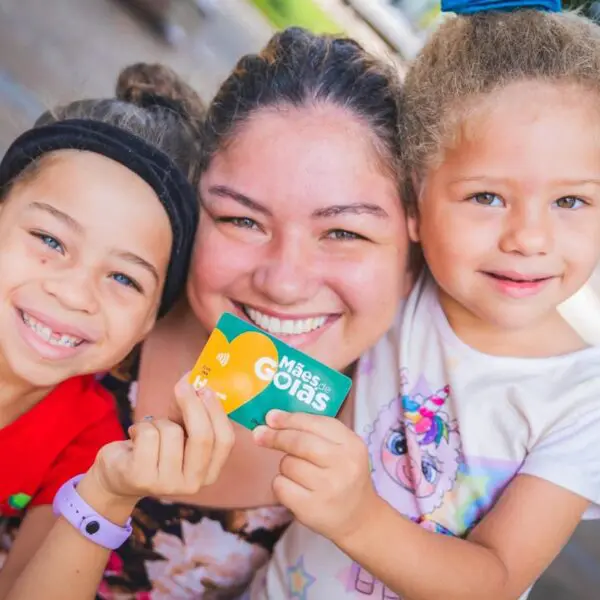 Família beneficiada pelo Goiás Social