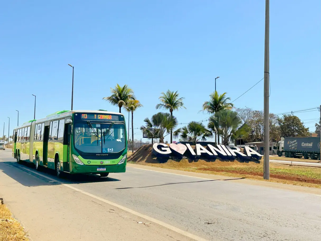 ÔNIBUS ELÉTRICOS