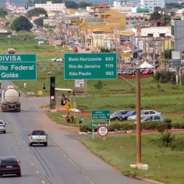 Região Metropolitana do Entorno do Distrito Federal - Divisa entre Goiás e DF