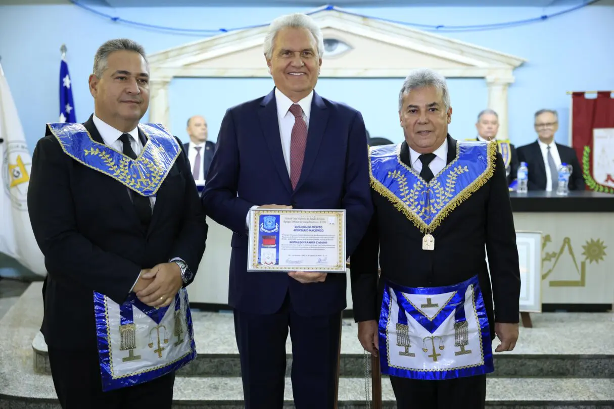 Caiado é homenageado pela Maçonaria goiana por trabalho pelo Judiciário