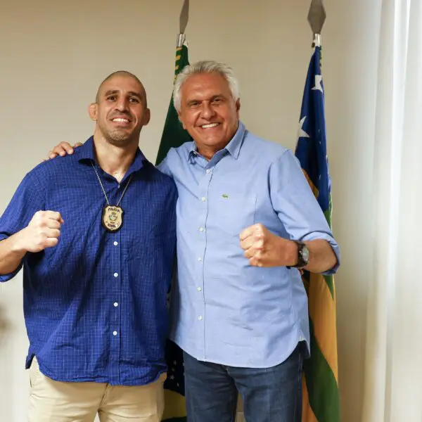 Caiado parabeniza policial campeão no CTD foto Lucas Diener