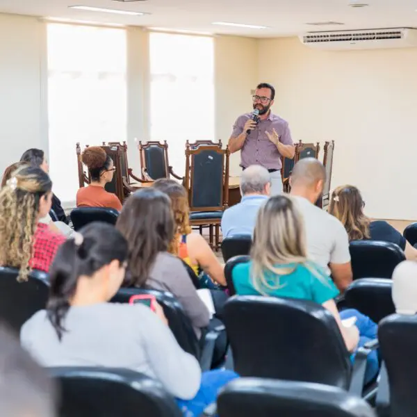 Encontro para atualização de informações sobre o CadÚnico reúne 100 gestores e técnicos, em Goiânia