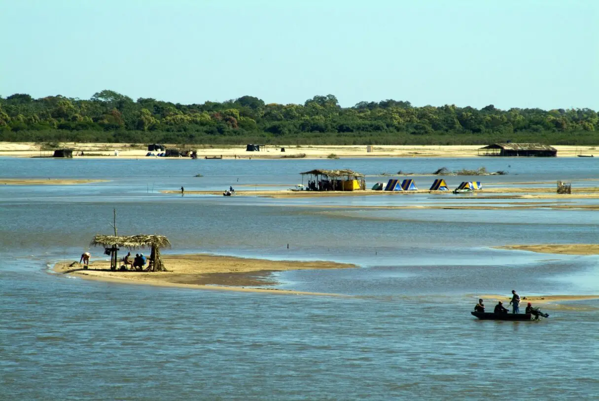 Gigantes do Araguaia movimenta Aruanã