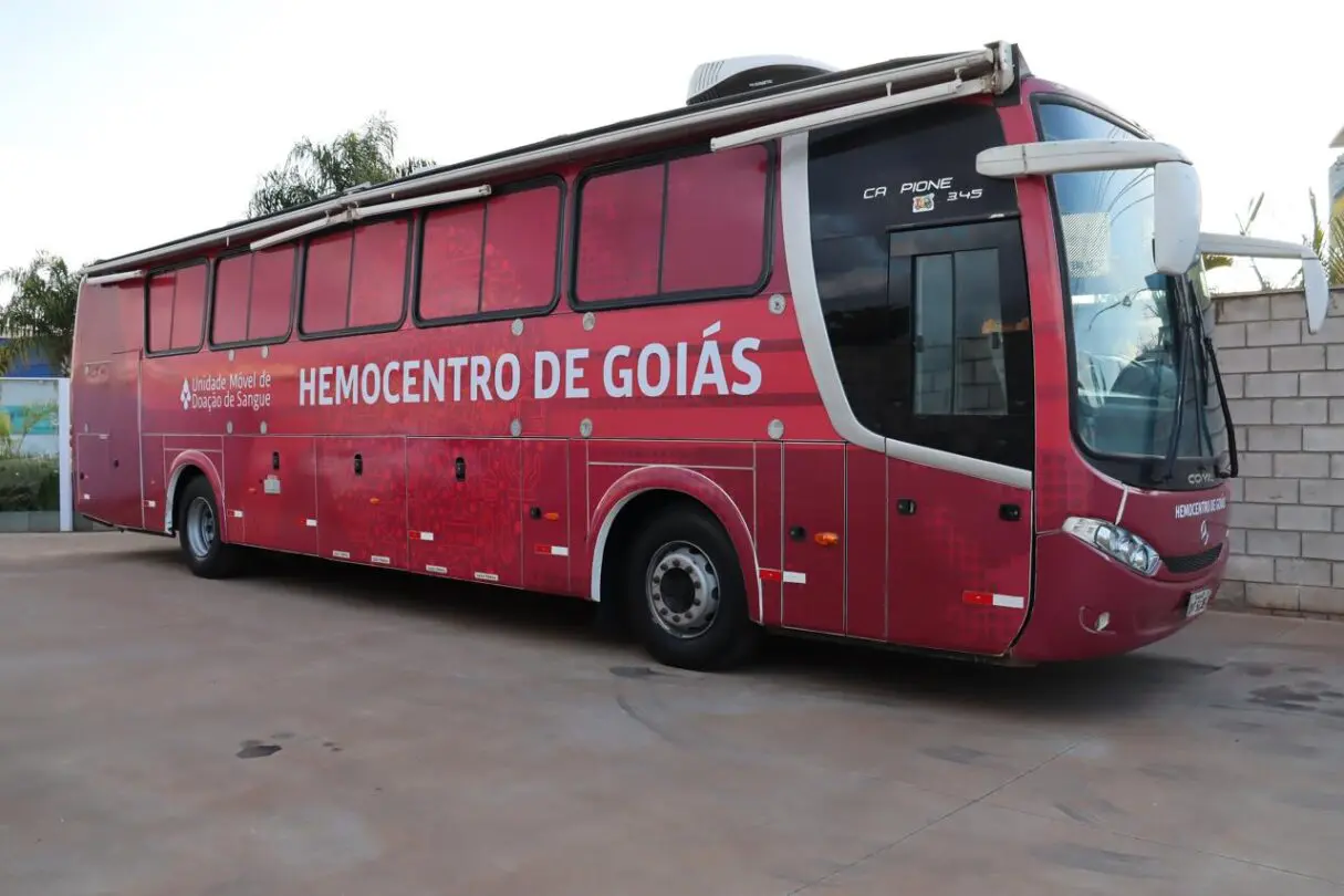 Ônibus do Hemocentro para doação de sangue