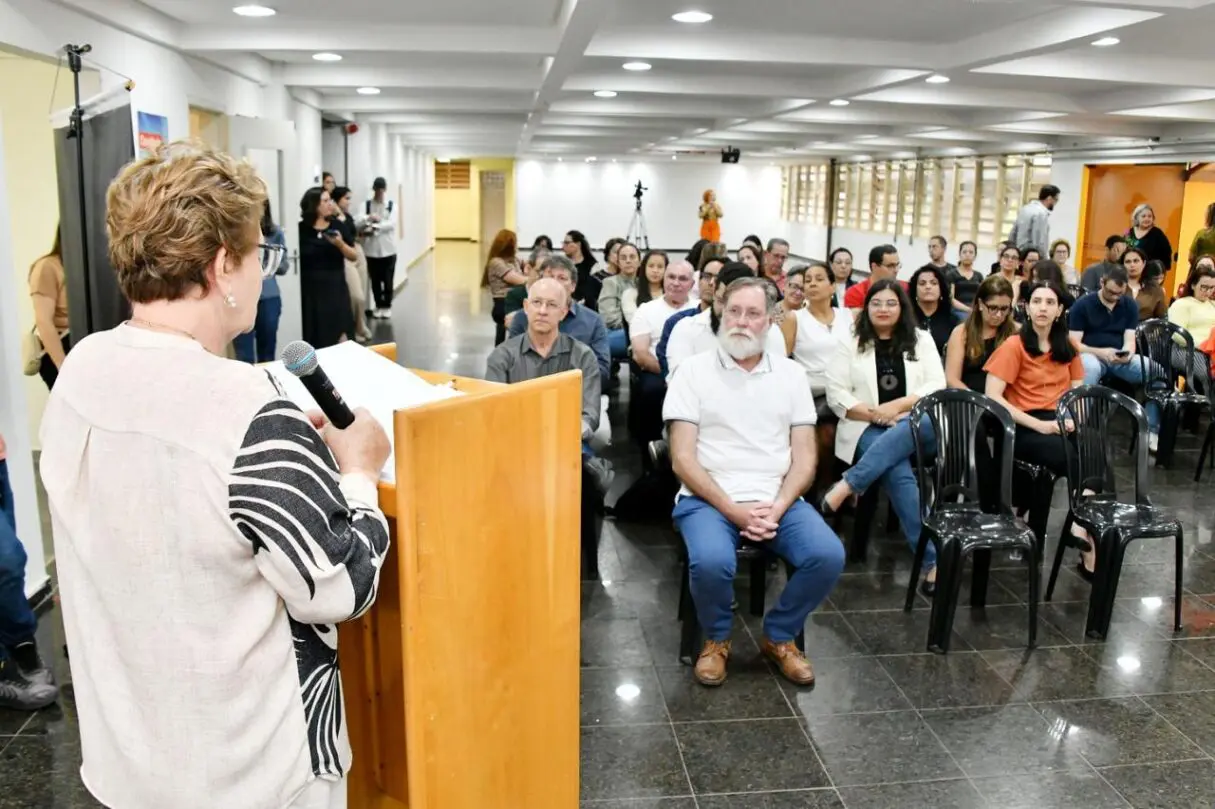 Governo de Goiás amplia investimentos em ciência com novo Centro de Genética e Genômica