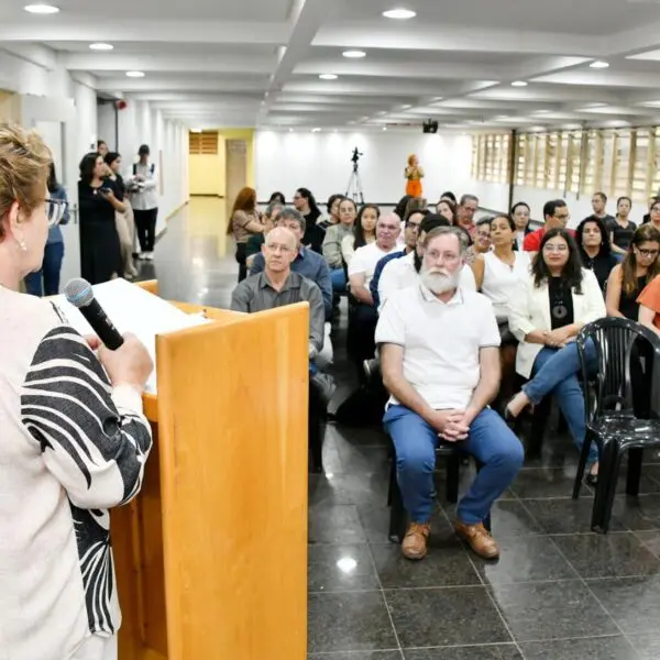 Governo de Goiás amplia investimentos em ciência com novo Centro de Genética e Genômica