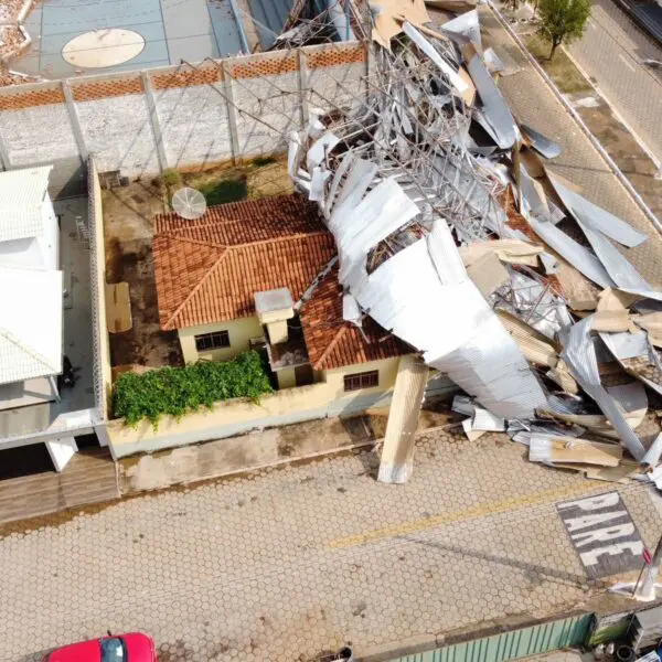 Caiado mobiliza Defesa Civil e Bombeiros em apoio a Três Ranchos