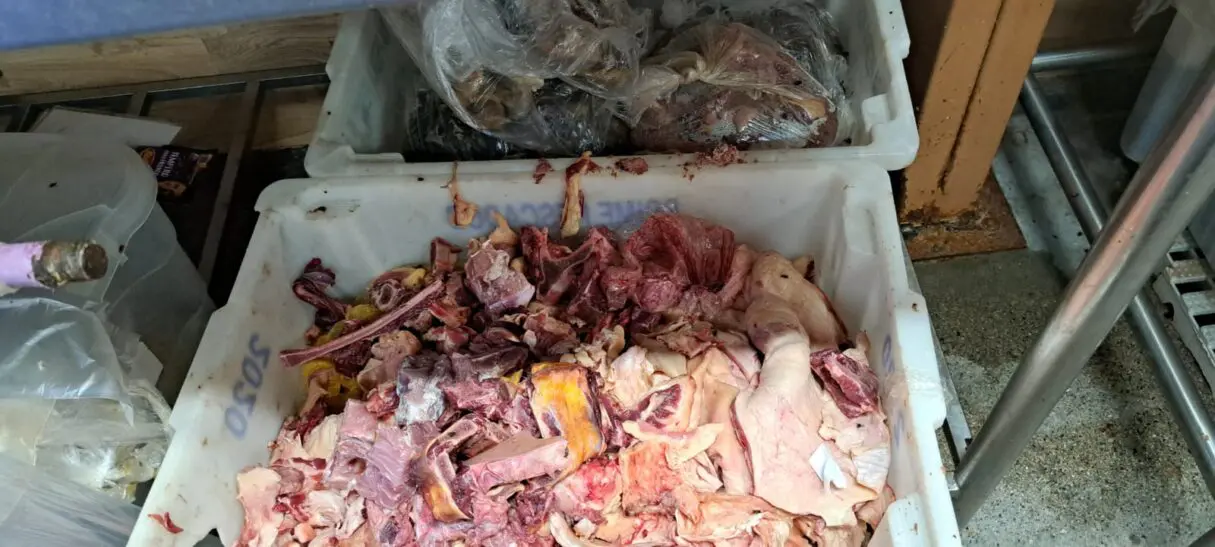 Carne apreendida pelo Procon_Procon