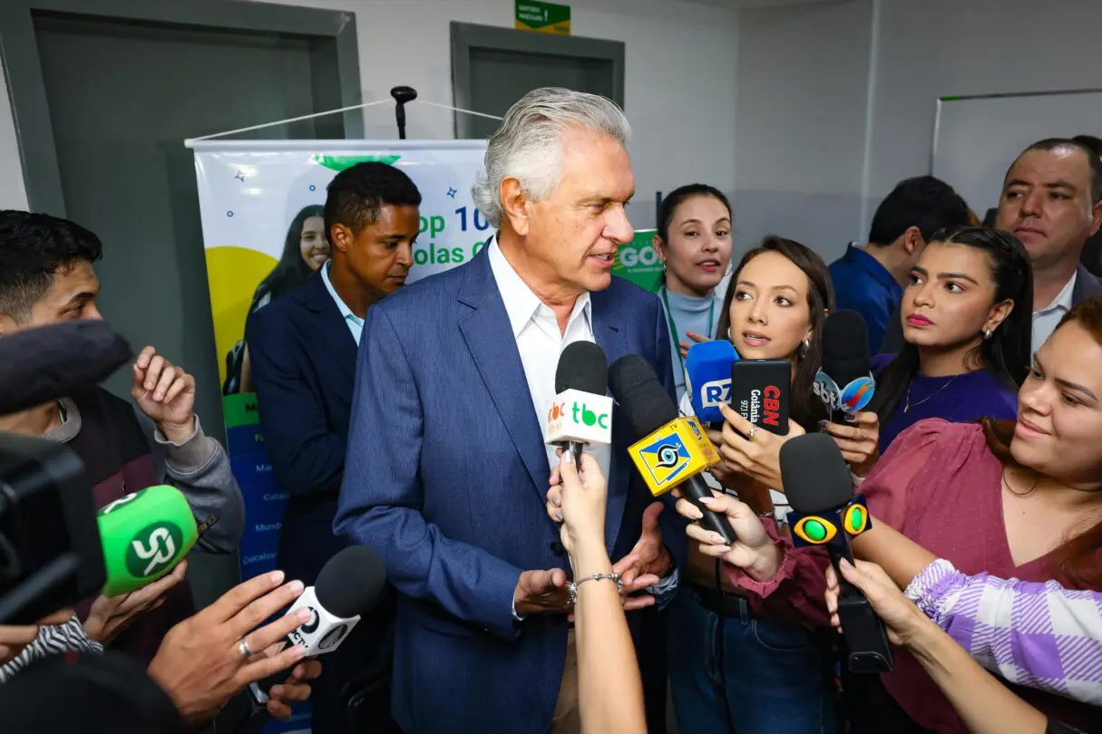 Coletiva do governador sobre vacinação