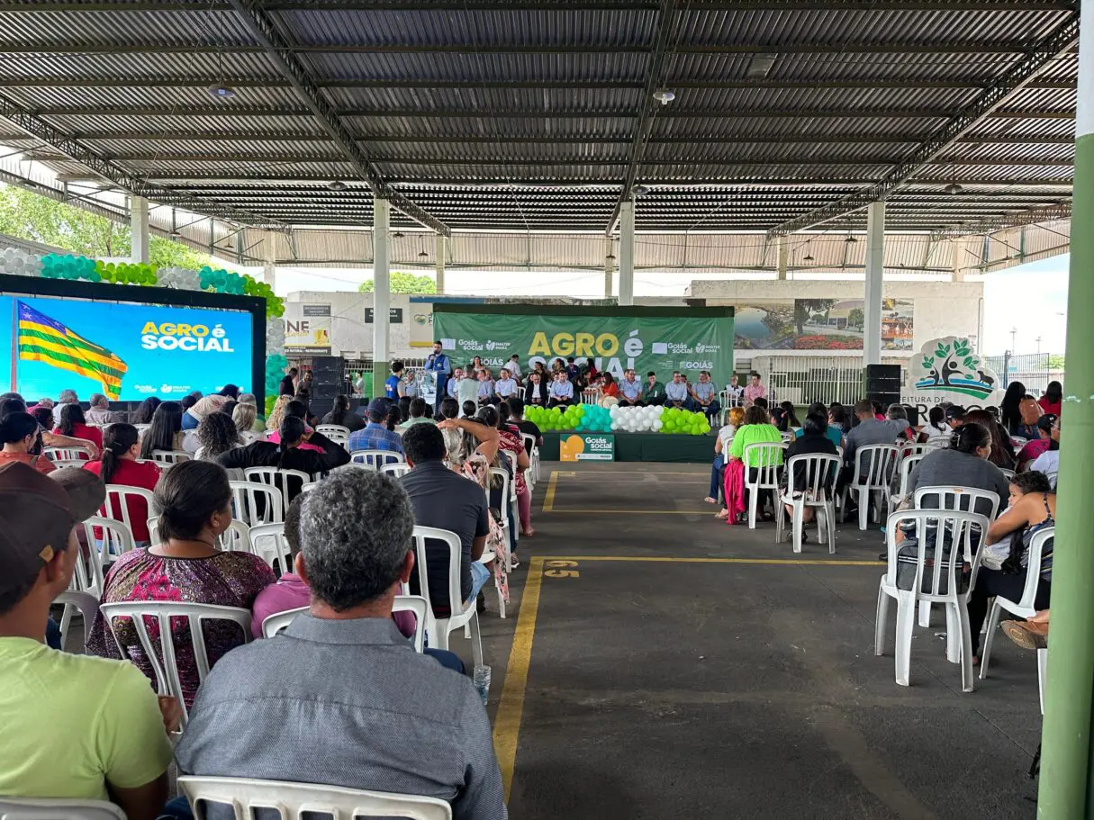 Agricultores recebem mais de R$ 3 milhões em Crédito Social