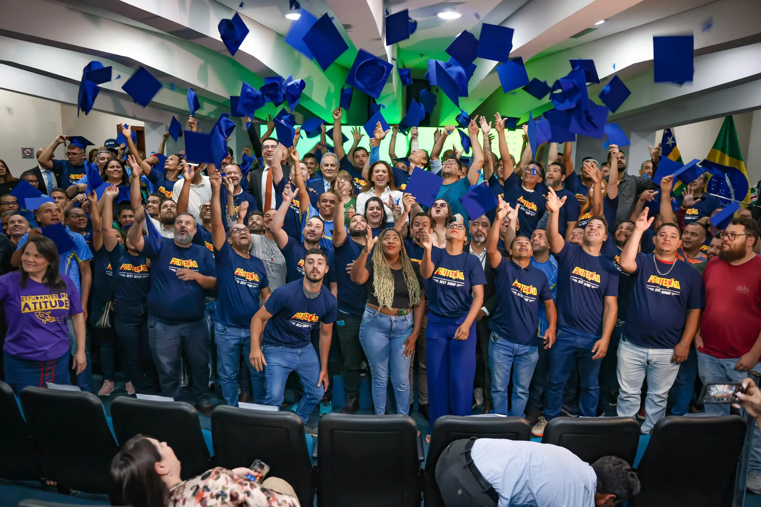 Gracinha Caiado participa de formatura de 240 novos motoristas de ônibus e caminhão