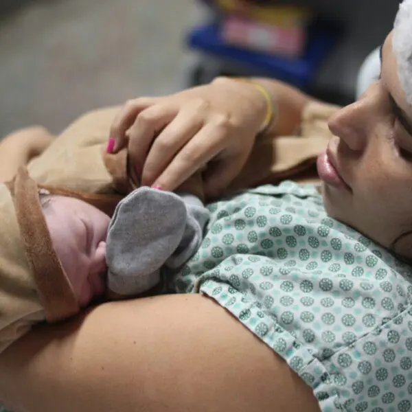 Novembro Roxo alerta para a prevenção da prematuridade